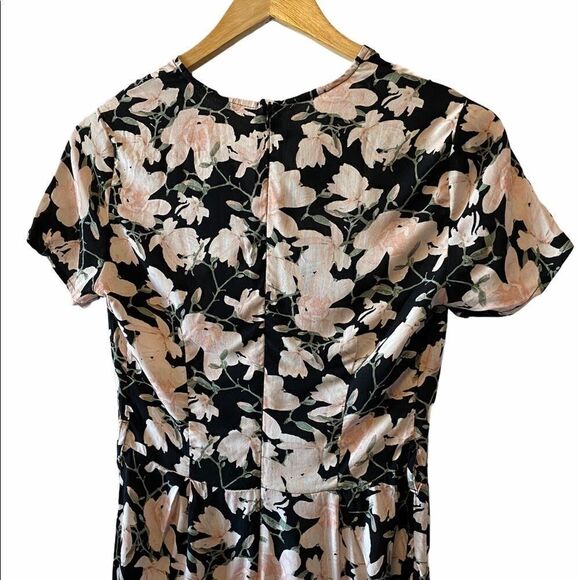 NWOT BLUENOTES Black Floral Short Sl Romper - Picture 5 of 13